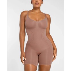 Bare Essentials™ Skin Flow™ Bodysuit lissant sans couture