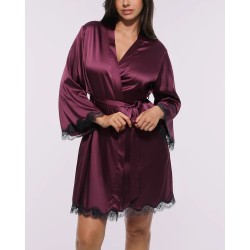 Bare Essentials™ Robe de pyjama en dentelle satiné