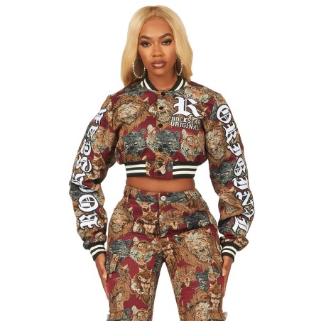khadiyah rouge récolte tapisserie varsity veste