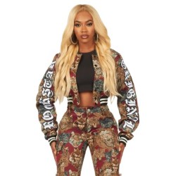 khadiyah rouge récolte tapisserie varsity veste