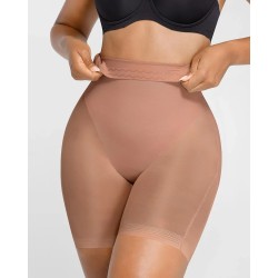 MeshSmooth™ Short à taille haute et mi-mollet