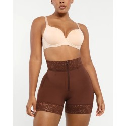 AirSlim® Mid-Rise Steel Boned Butt-Lifting Short