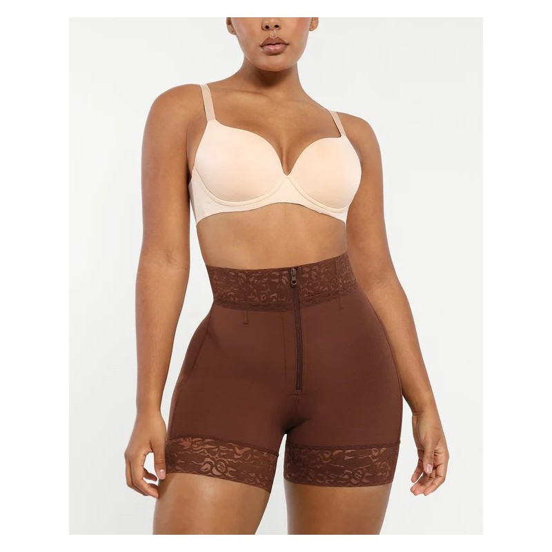 AirSlim® Mid-Rise Steel Boned Butt-Lifting Short AirSlim® Mid-Rise Steel Boned Butt-Lifting Short
