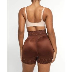 AirSlim® Mid-Rise Steel Boned Butt-Lifting Short