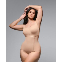 AirSlim® Bodysuit brève cincher de contrôle du ventre intégré